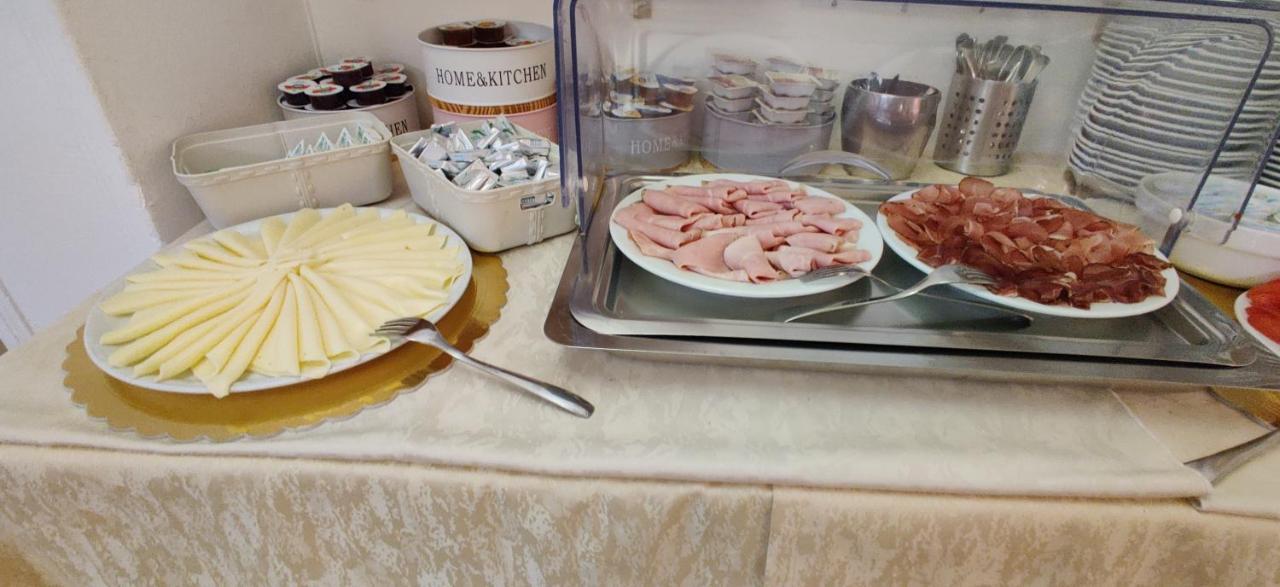 摩德纳酒店 马尔切西内 外观 照片